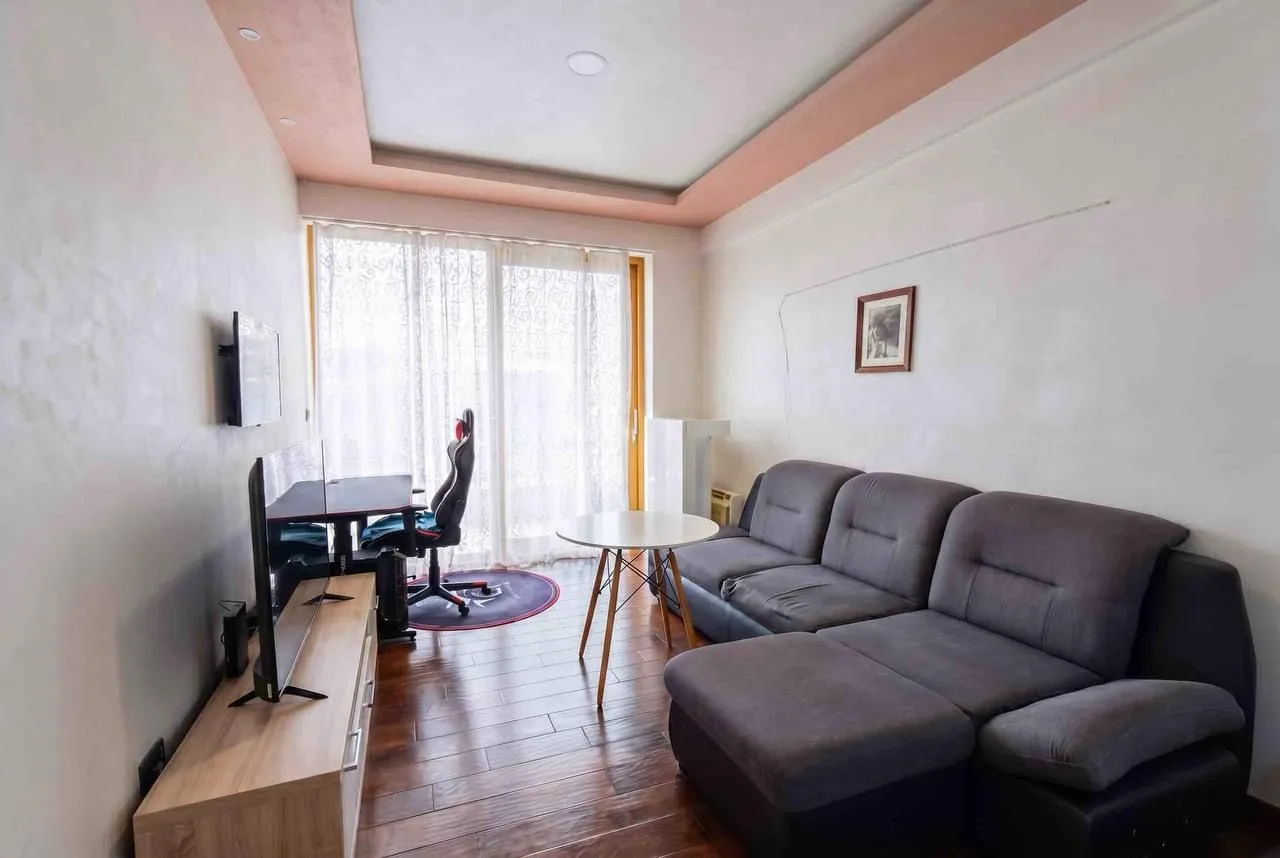 Izdavanje, jednosoban stan, 44m², Centar, Budva
