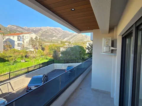 Rent, one bedroom apartment, 42m², Čeluga, Bar - image 14