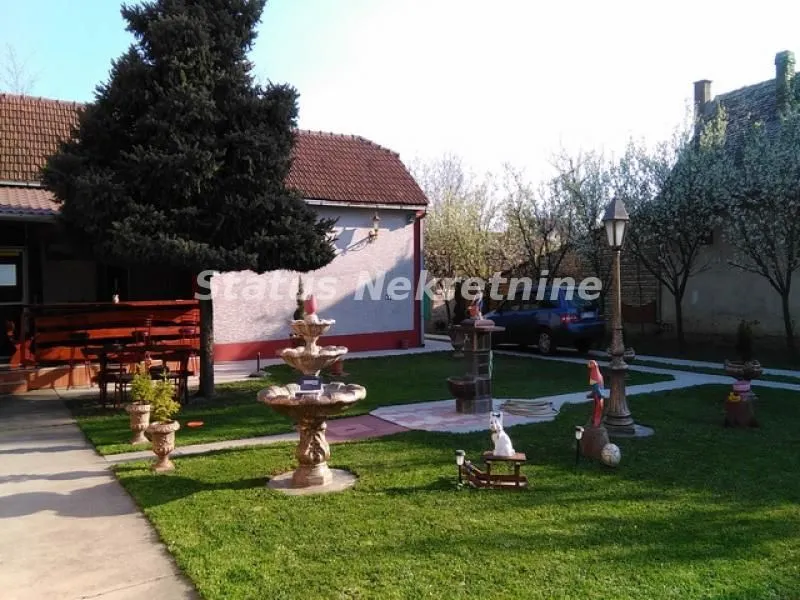 Prodaja, kuća, 210m², Bela Palanka, Srbija
