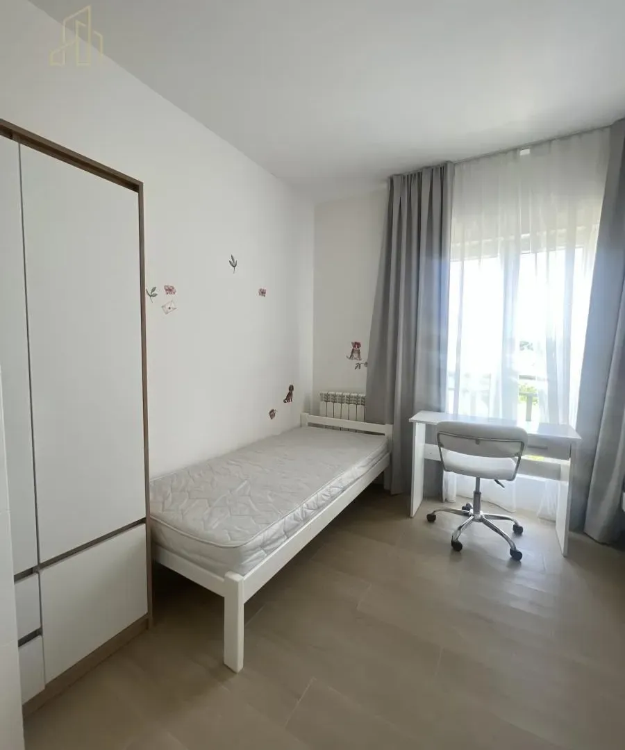 Prodaja, četvorosoban stan, 145m², Savski Venac, Beograd