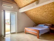 Izdavanje, garsonjera, 30m², Tivat, Crna Gora - image 6