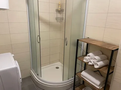 Rent, two bedroom apartment, 113m², Petrovac, Budva - image 7