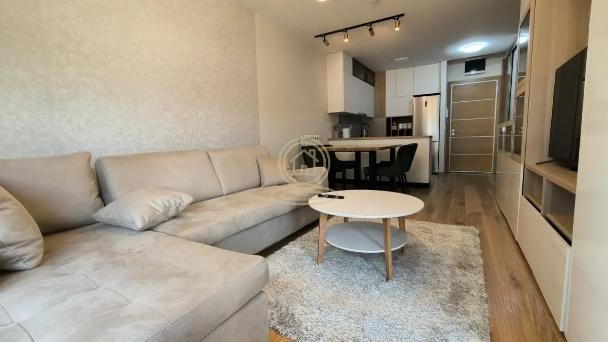 Izdavanje, dvosoban stan, 52m², Voždovac Sve Podlokacije, Beograd