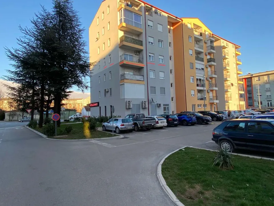 Sale, two bedroom apartment, 63m², Centar, Nikšić