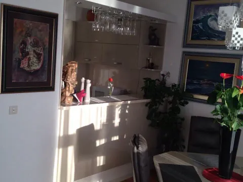 Prodaja, stan, 86m², Bečići, Budva - image 3