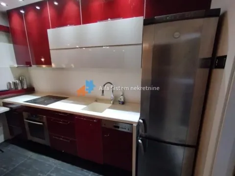 Izdavanje, trosoban stan, 60m², Kluz, Zvezdara Sve Podlokacije - image 12