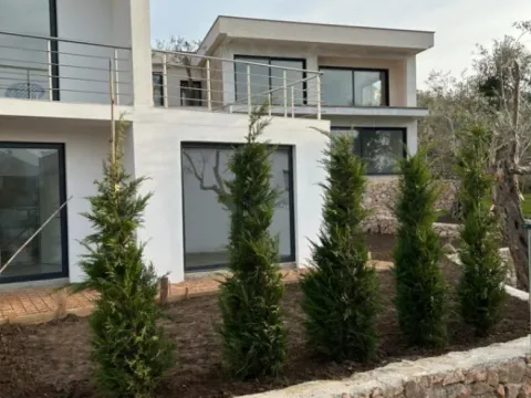 Sale, house, 160m², Bar, Crna Gora