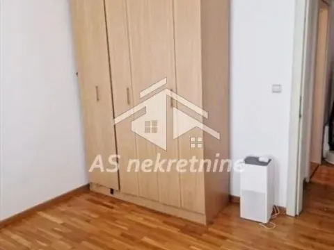 Rent, three bedroom apartment, 85m², Južni Bulevar, Vračar Sve Podlokacije - image 18