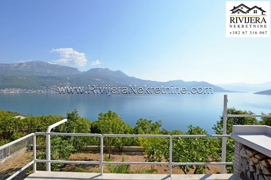 Prodaja, kuća, 100m², Njivice, Herceg Novi