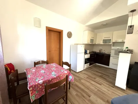 Rent, house, 70m², Kosić, Danilovgrad - image 5