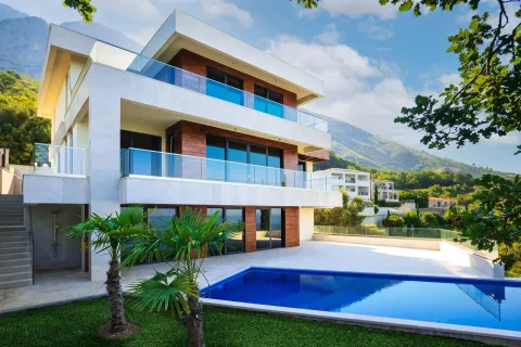 Prodaja, kuća, 632m², Drobni pijesak, Budva - image 2