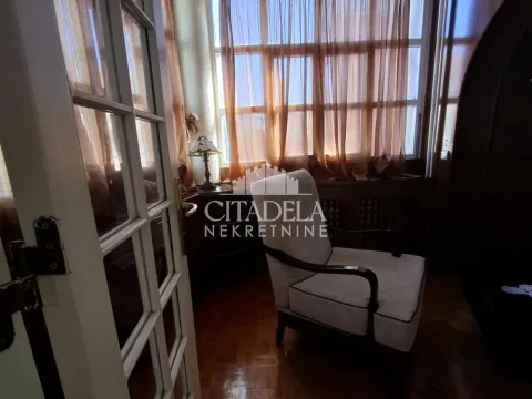 Izdavanje, stan, 101m², Kalenić Pijaca, Vračar Sve Podlokacije - image 12