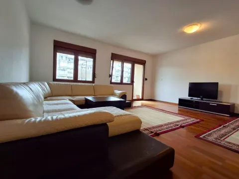 Rent, apartment, 105m², Preko Morače, Podgorica - image 2