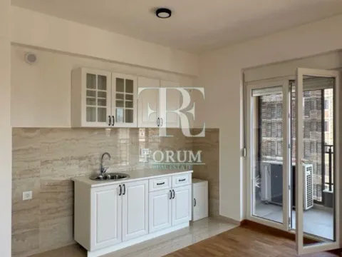 Izdavanje, dvosoban stan, 65m², Stari Aerodrom, Podgorica - image 3