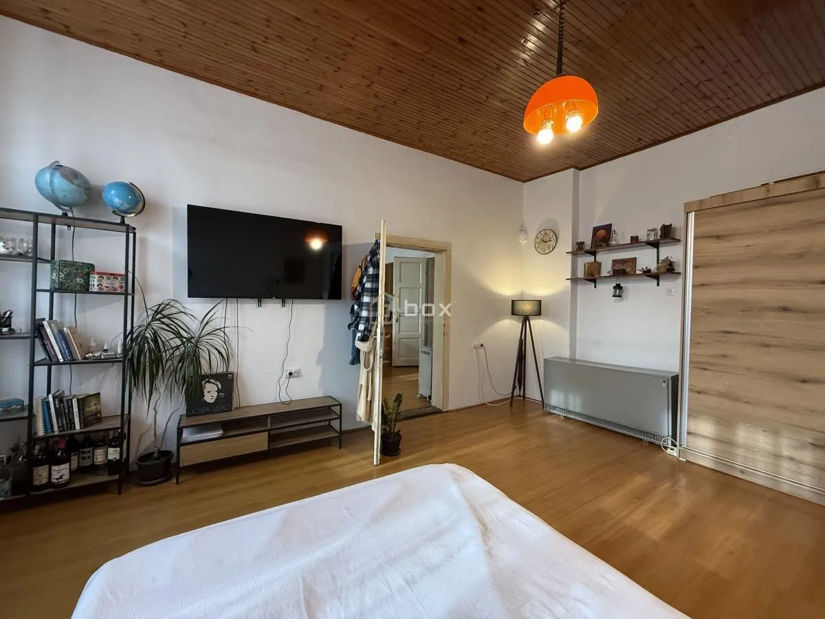 Rent, office space, 110m², Crveni Krst, Niš