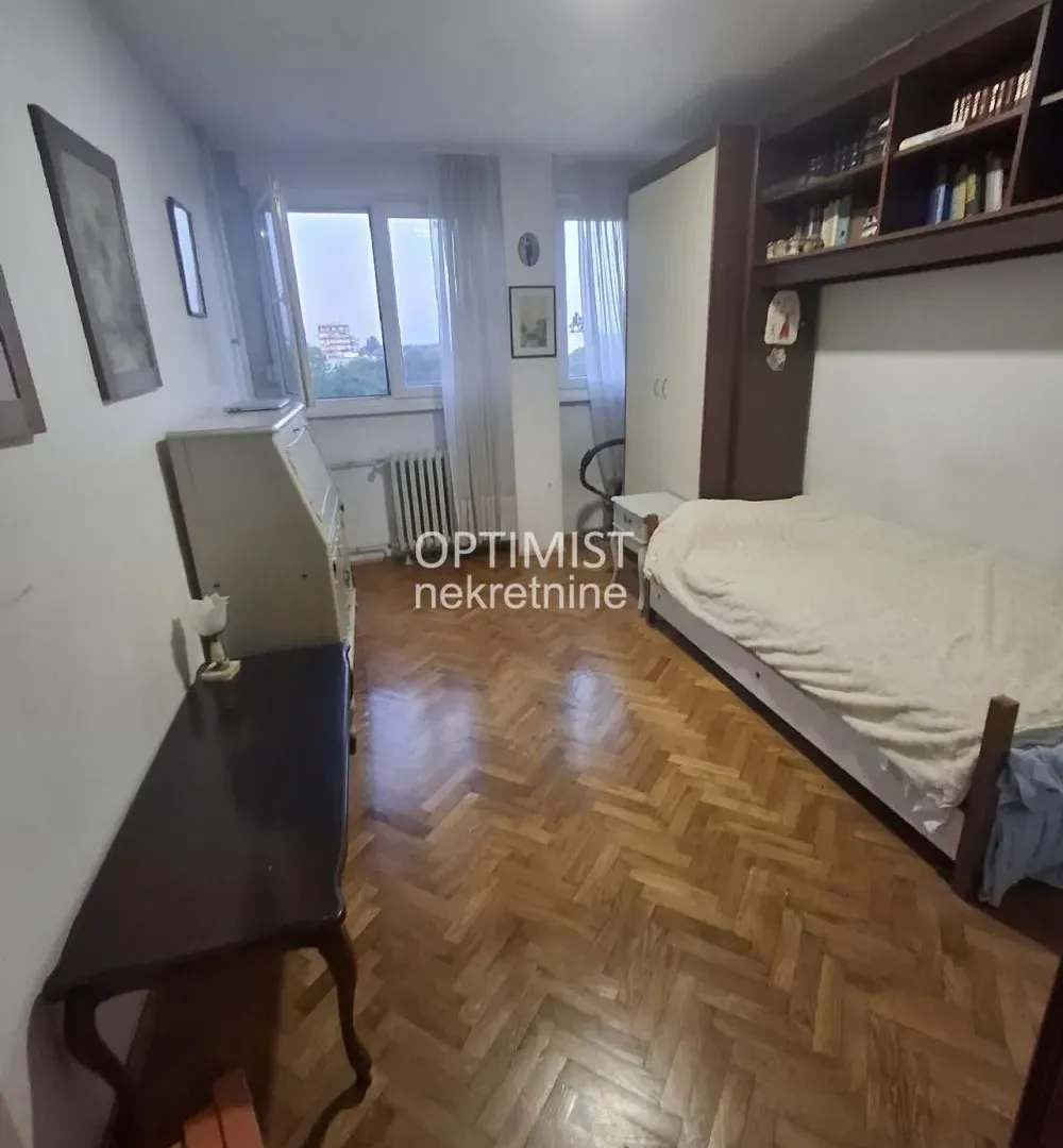 Prodaja, trosoban stan, 69m², Stari Merkator, Novi Beograd Sve Podlokacije