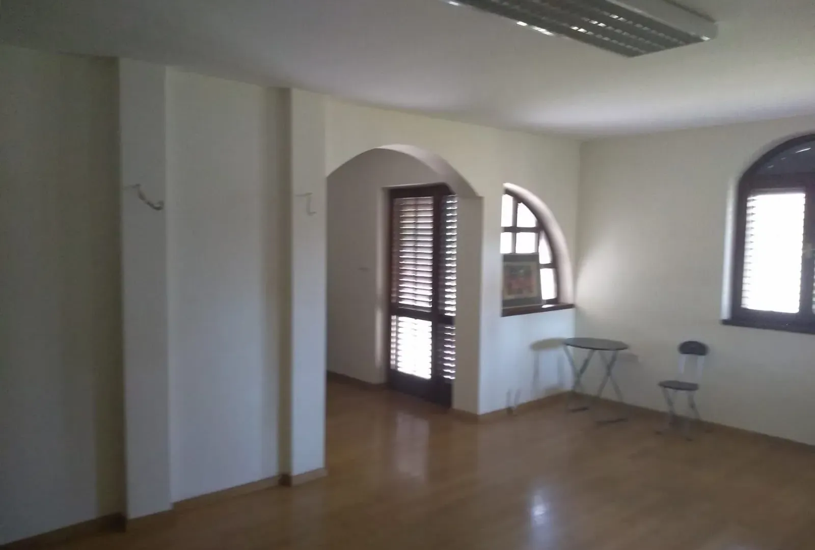 Prodaja, kuća, 340m², Tološi, Podgorica
