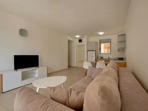 Sale, one bedroom apartment, 68m², Petrovac, Budva - image 1