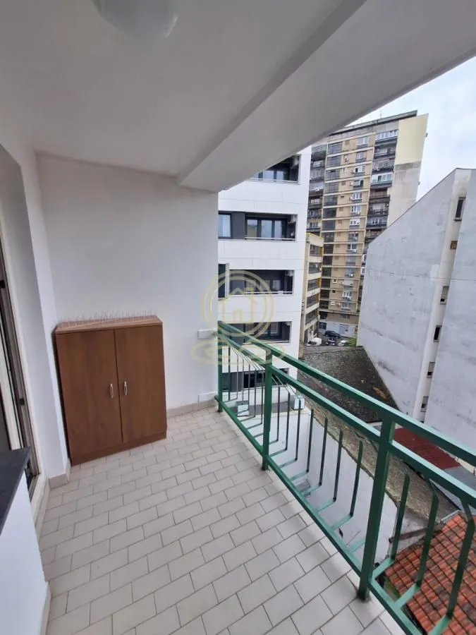 Izdavanje, jednosoban stan, 25m², Grbavica, Novi Sad Sve Podlokacije