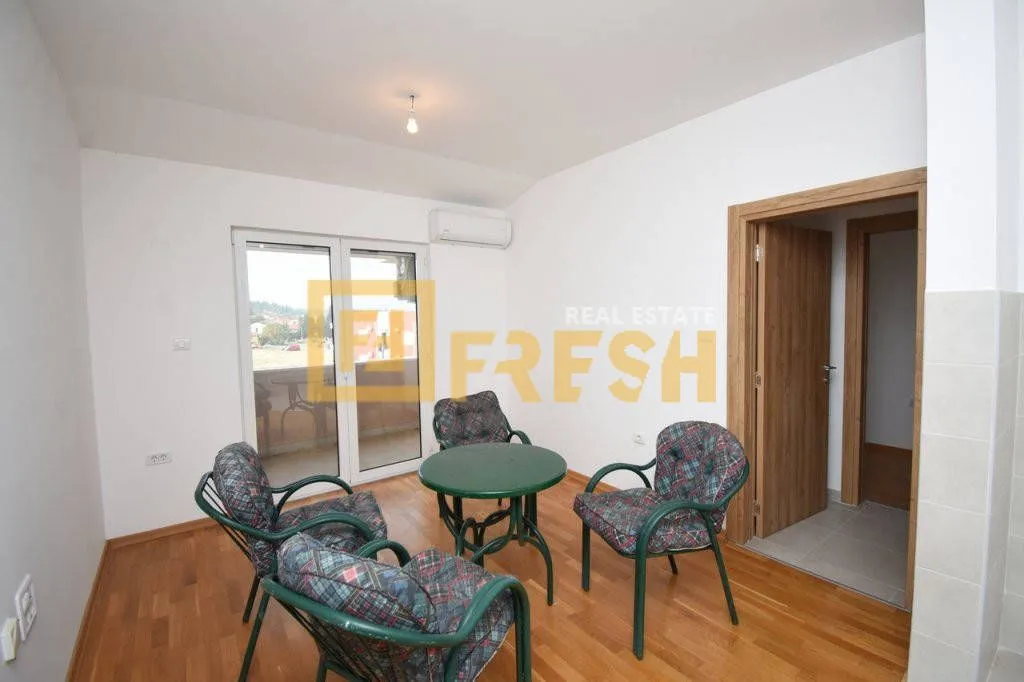 Prodaja, jednosoban stan, 45m², Zagorič, Podgorica