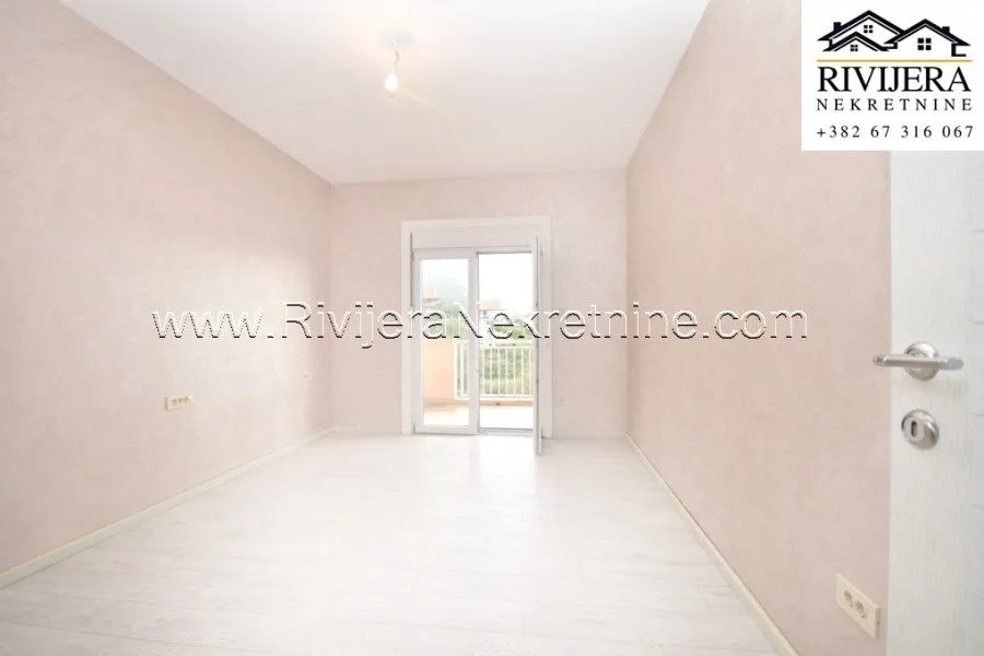 Prodaja, dvosoban stan, 68m², Igalo, Herceg Novi