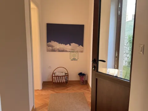 Rent, house, 256m², Masline, Podgorica - image 16