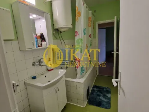 Izdavanje, trosoban stan, 72m², Savski Trg, Beograd - image 8