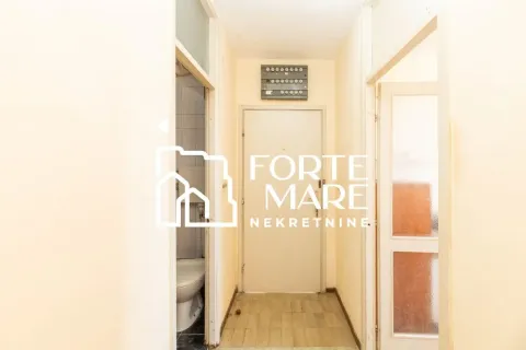 Prodaja, garsonjera, 35m², Centar, Herceg Novi - image 10