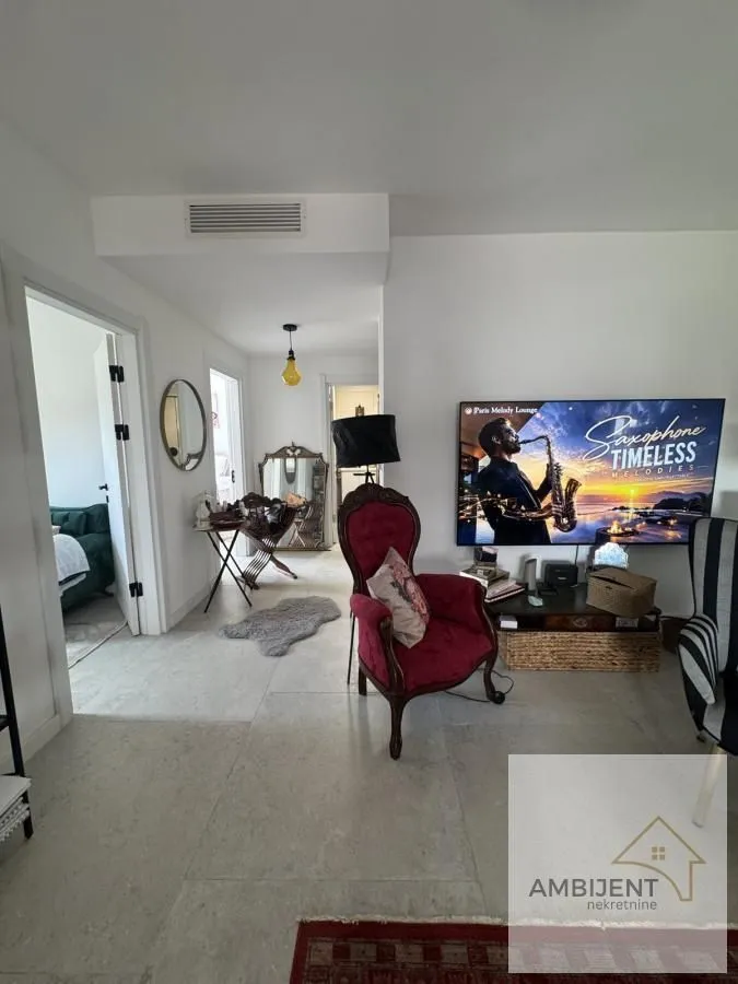 Prodaja, trosoban stan, 74m², Novi Banovci, Stara Pazova