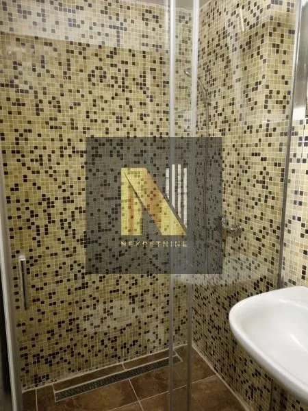 Rent, office space, 420m², Centar, Novi Sad