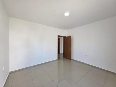 Sale, house, 180m², Ulcinj, Crna Gora - image 10