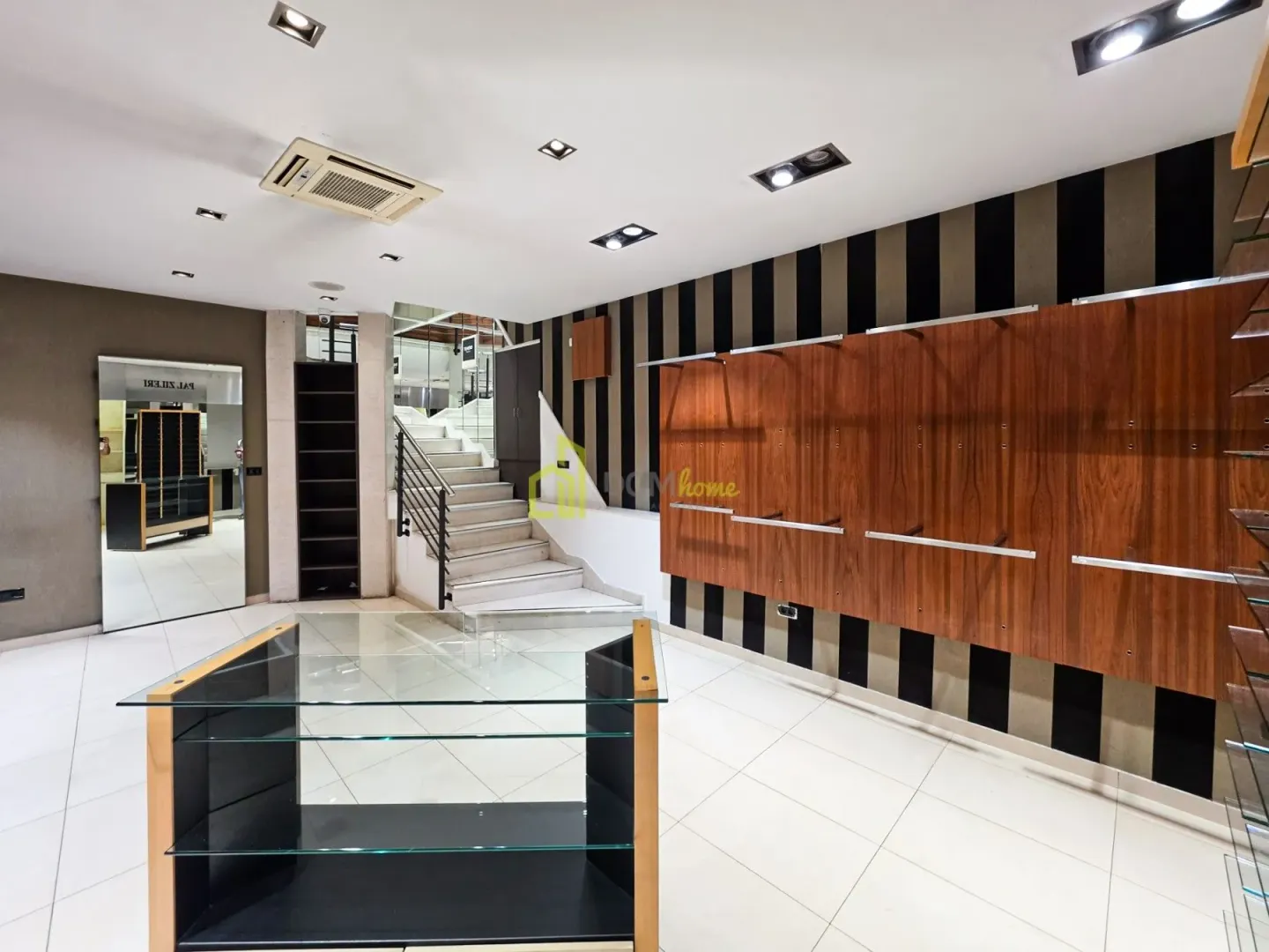 Rent, office space, 69m², Centar, Podgorica
