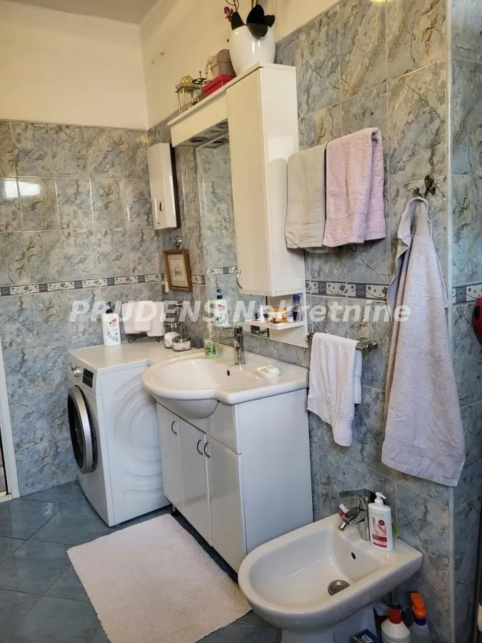 Prodaja, trosoban stan, 73m², Palilulska Pijaca, Palilula Sve Podlokacije