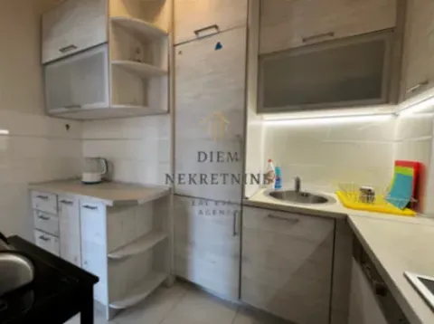 Izdavanje, dvosoban stan, 65m², Zabjelo, Podgorica - image 11