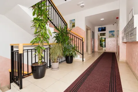 Izdavanje, jednosoban stan, 45m², City Kvart, Podgorica - image 26