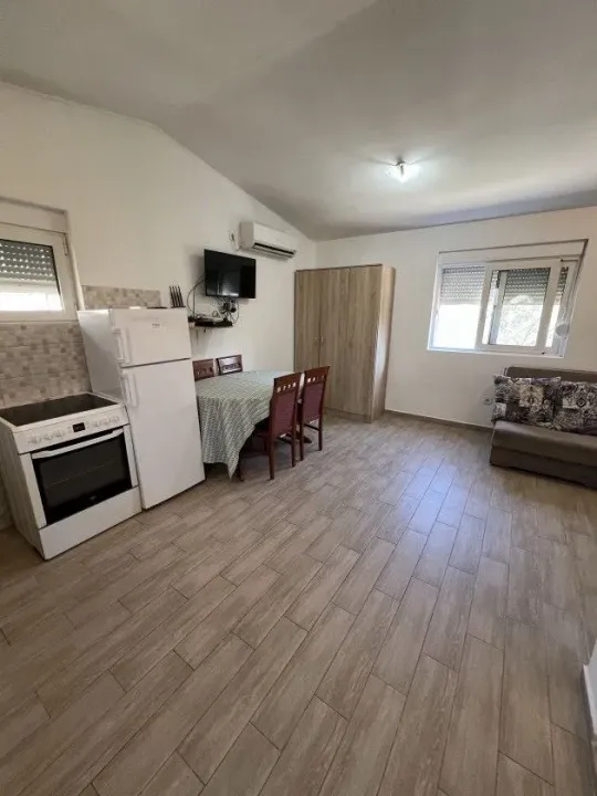 Rent, studio apartment, 25m², Bjeliši, Bar