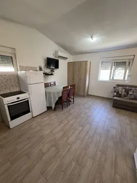 Stan in Bjeliši
