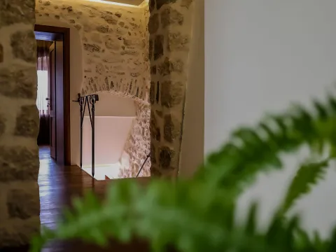 Prodaja, kuća, 258m², Perast, Kotor - image 9