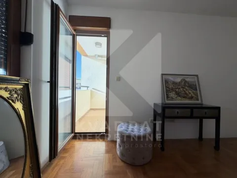 Prodaja, jednosoban stan, 39m², Stari Aerodrom, Podgorica - image 3