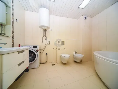 Rent, three bedroom apartment, 150m², Preko Morače, Podgorica - image 19