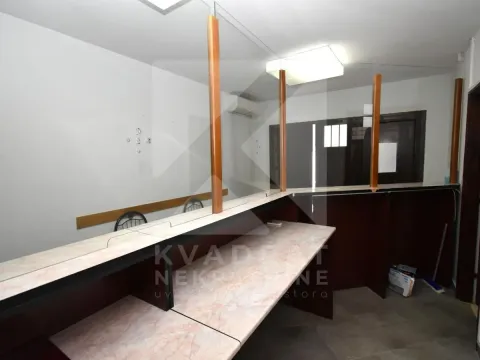 Rent, house, 300m², Gorica C, Podgorica - image 33