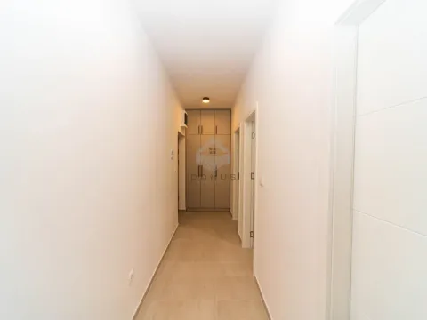 Rent, two bedroom apartment, 66m², Pobrežje, Podgorica - image 12