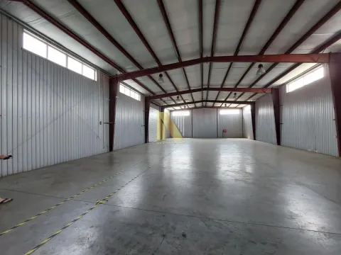 Sale, office space, 1800m², Bački Petrovac, Novi Sad - image 3