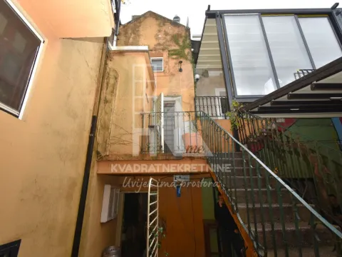 Prodaja, kuća, 217m², Centar, Podgorica