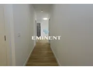 Izdavanje, trosoban stan, 78m², Savski Venac, Beograd - image 3