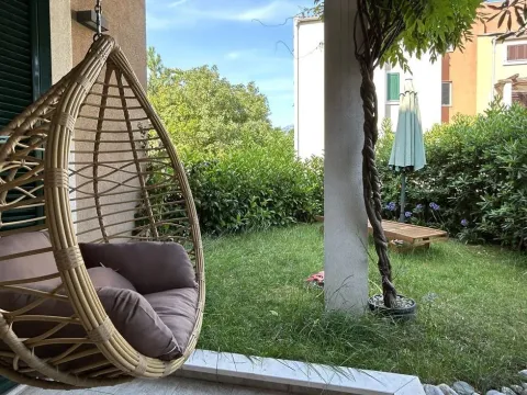 Prodaja, dvosoban stan, 92m², Morinj, Kotor - image 5