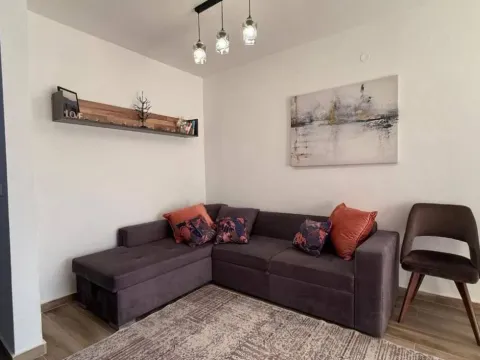 Rent, one bedroom apartment, 40m², Centar, Budva - image 6