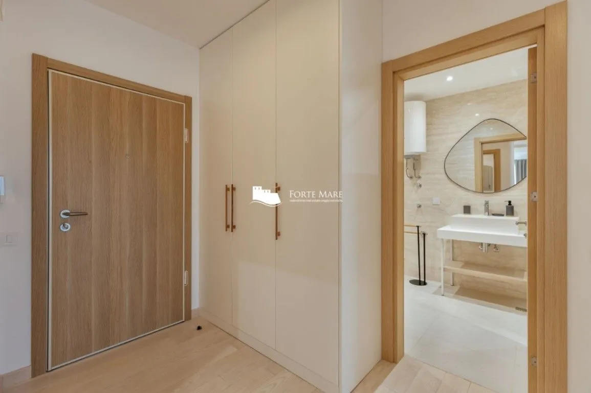 Prodaja, dvosoban stan, 100m², Sutorina, Herceg Novi