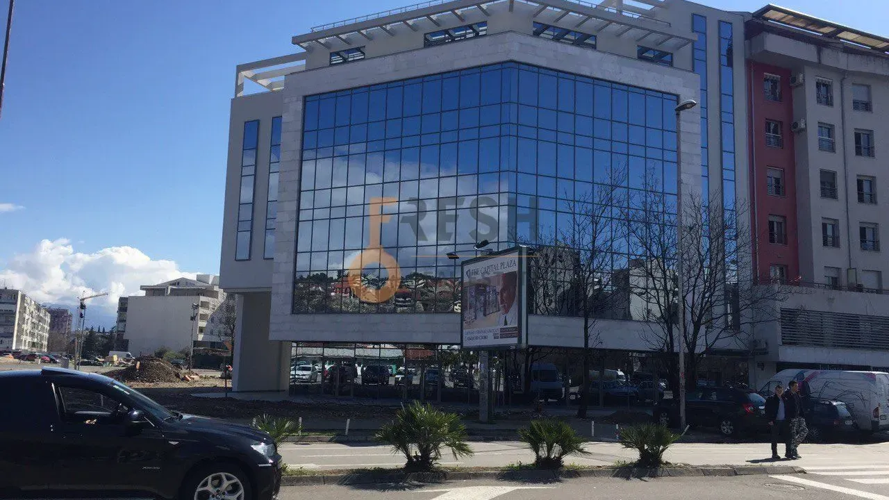 Izdavanje, poslovni prostor, 2000m², Podgorica, Crna Gora
