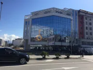 Izdavanje, poslovni prostor, 2000m², Podgorica, Crna Gora - image 1